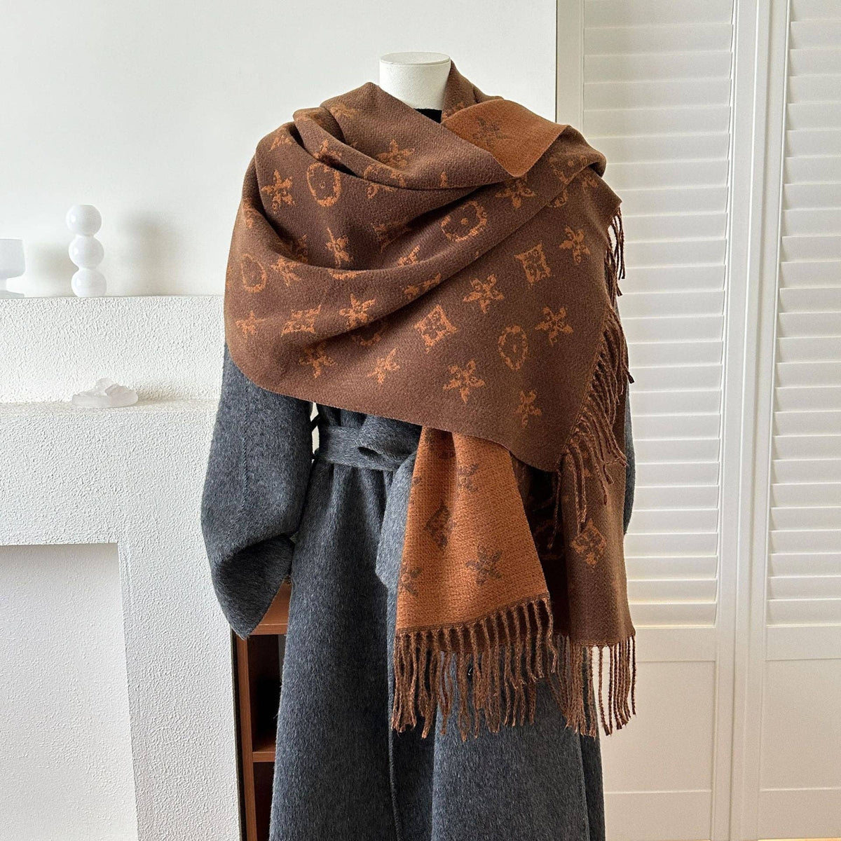 Noelle Muse Reversible Jacquard Scarf Wrap – Dark Coffee
